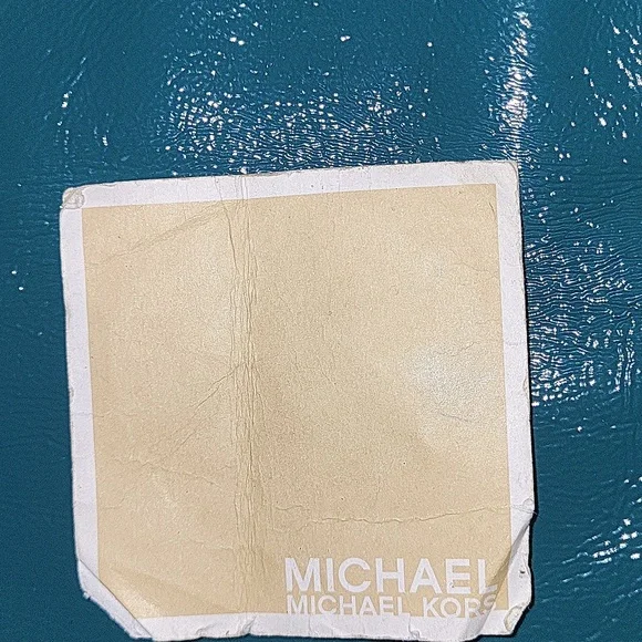 Michael Kors Leather Bag with Gold Accents - Picture 5 of 16